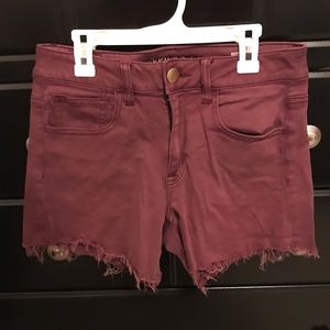 American eagle maroon shorts